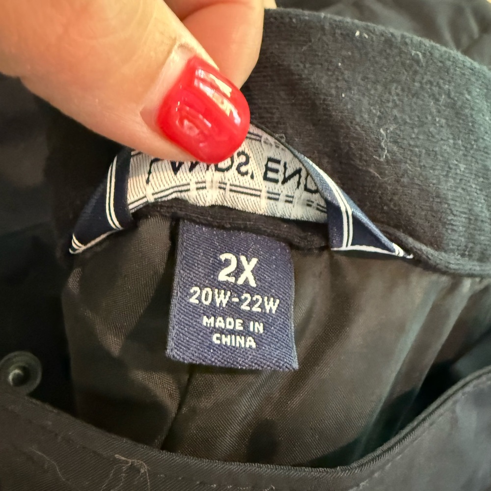 Black 2X Snow pants. Women’s. Good used condition.